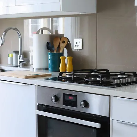 Stylish 2Br Chelsea Penthouse With Private Rooftop London Exterior photo